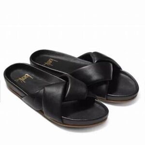 Beek Mango Slides, Black, Size 8